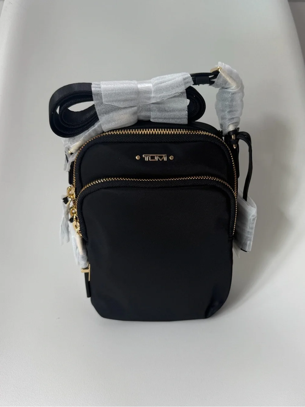 Tumi Voyageur Black Small Crossbody Bag   NWT